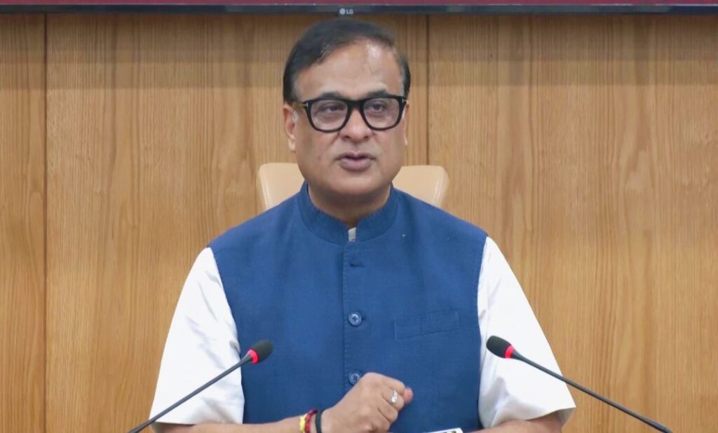 अगर आपकी उम्र 18 साल से ज्यादा है, तो यह खबर आपके लिए है—Aadhaar Card को लेकर बड़ा फैसला सामने आया!